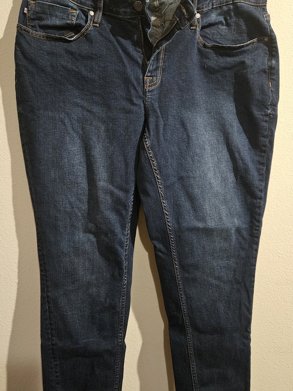 Vigoss Women's Slim Straight Dark Blue Jeans